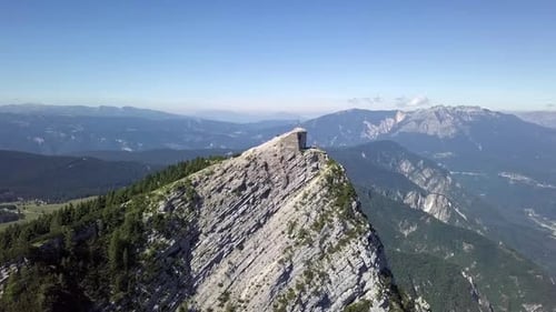 Vue panoramique aérienne de Cima Vezzena, également appelée Pizzo di Levico à Trente, en Italie