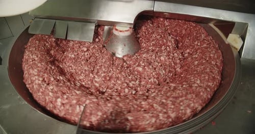 Chop the Meat Chicken and Spices in a Large Centrifuge