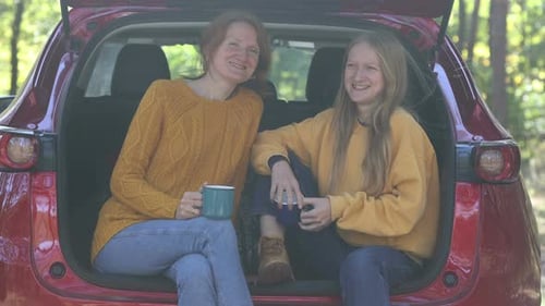 Forest Picnic In The Car Trunk 3