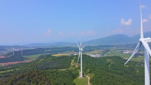 Vue aérienne d'une centrale éolienne