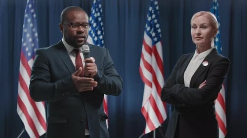 Dos políticos debatiendo