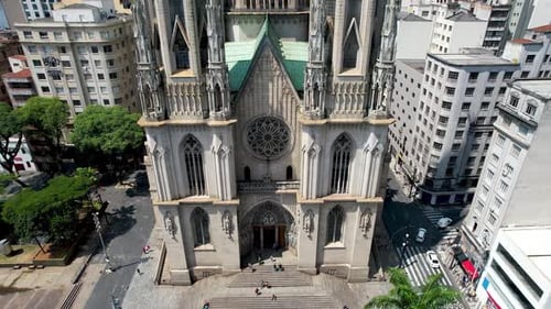 Catedral Metropolitana de São Paulo na Praça da Sé, marco zero, centro de São Paulo