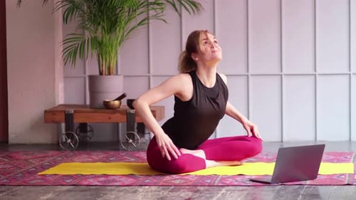 Online Sport Fitness Yoga Training Workout