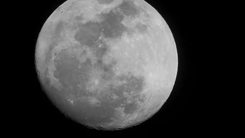 Images de pleine lune de l'exploration spatiale avec un télescope