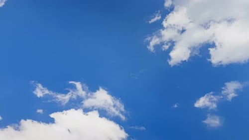 Sky Timelapse with Clouds
