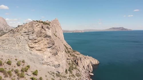 Summer Sea Mountain