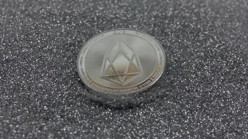 EOS-Kryptowährung fällt auf silberne