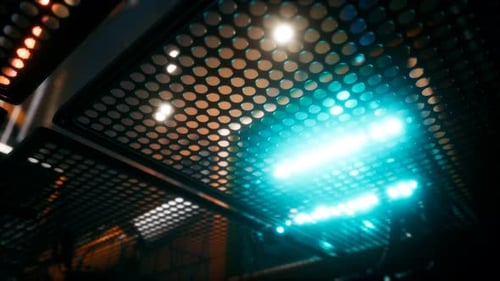 Under the Wire Floor in Spaceship