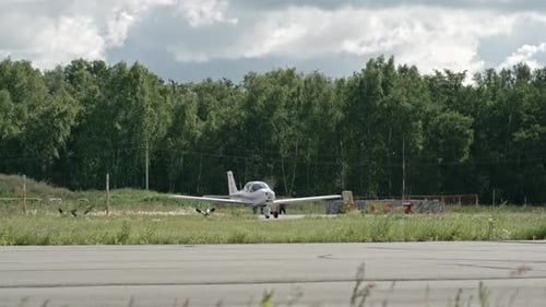 Flugzeug-Hochlauf vor dem Start durchführen