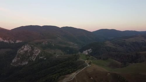 Trascau-Gebirge in Rumänien, Luftaufnahme