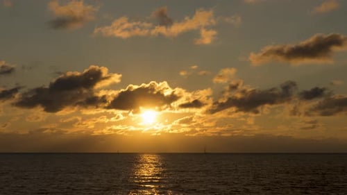 Sonnenuntergang über dem Meer