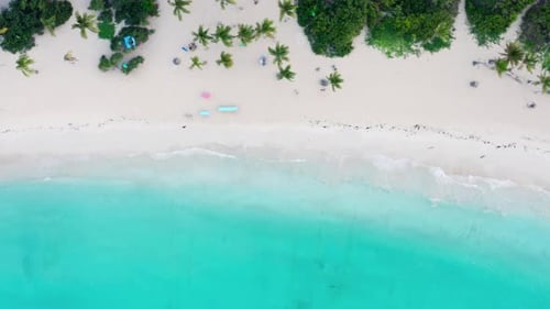 Fascinating Summer Holiday Destination with Turquoise Caribbean Waters