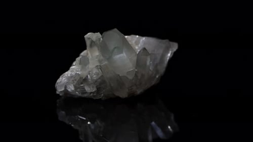 A quartz mineral sample showing structure and growth.