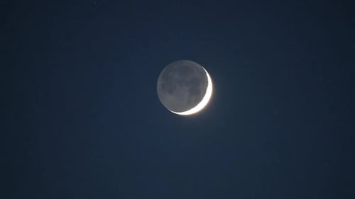 8K Dark Side of Thin Crescent Moon