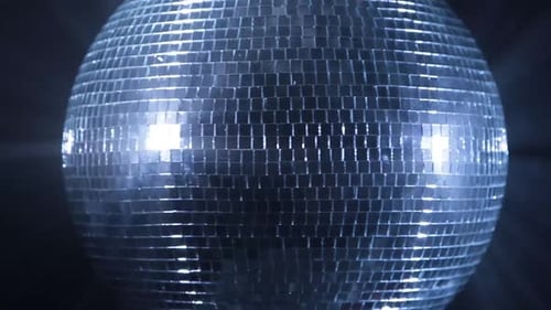 Disco Mirror Ball, Center Look