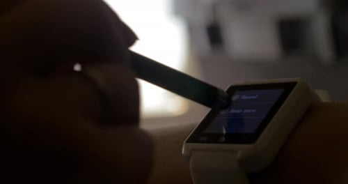 Using Stylus on Smartwatch with White Band