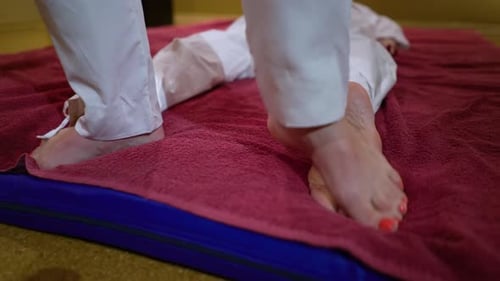 Feet on Feet Thai Massage in Spa