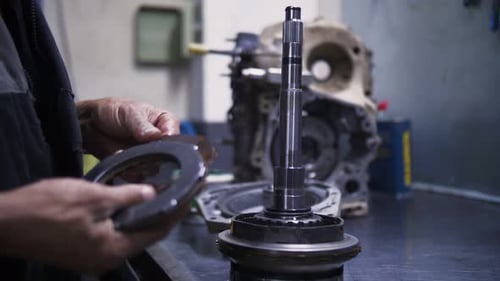 montage de la transmission automatique de la voiture