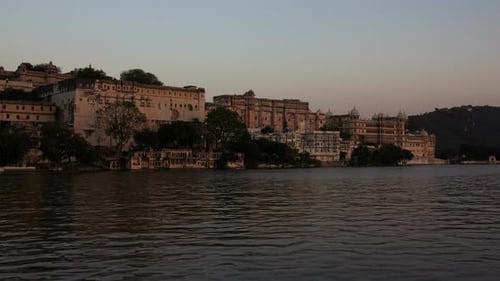 Scenic Udaipur City Palace at Sunset on Lake