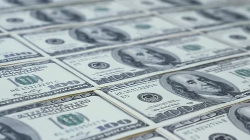 US-Dollar-Hintergrund. Bargeld auf dem Tisch.