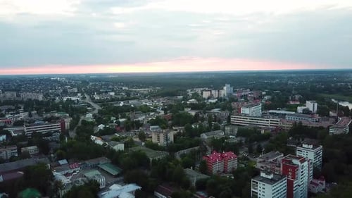 Abendpanorama der Stadt Vitebsk bei Sonnenuntergang 3