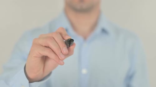 Drücke stärker, schreibe auf transparentem