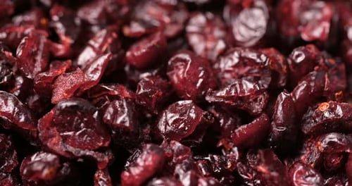 Dried cranberry