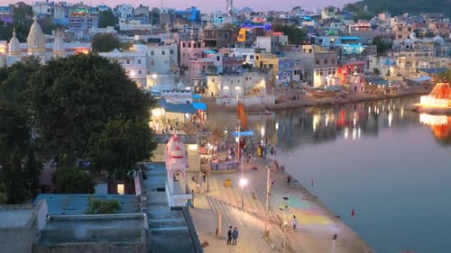 Pushkar est une ville du district d'Ajmer, dans l'État indien du Rajasthan.