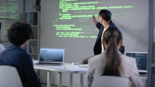 IT Lesson In Modern Classroom