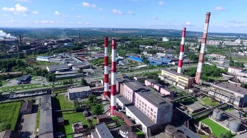 Vue de dessus du complexe industriel en ville