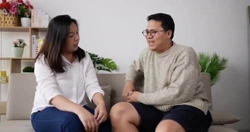Couples arguing with problems within the family.