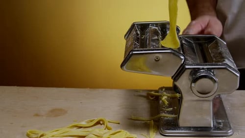Pasta Maker Creates Fresh Pasta Noodles