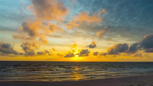 Sunset at sea, time-lapse