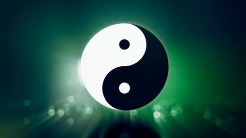 Rotiert um das Yin-Yang-Symbol in inspirierender smaragdgrüner Umgebung. Loopbar.
HD