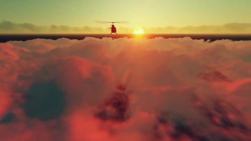 Hubschrauber, der auf hohen Wolken auftaucht