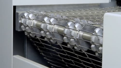 Print Circuit Board Pcb on Conveyor of SMT Automatic Pick and Place Machine for Assembly Electronic