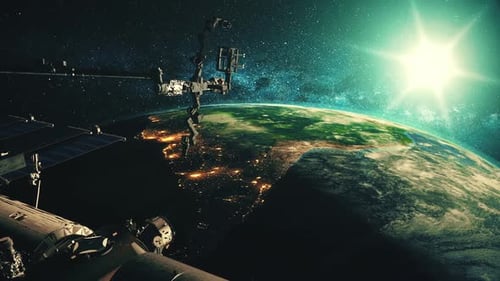Detailliert über die ISS, die den realistischen Planeten Erde umkreist