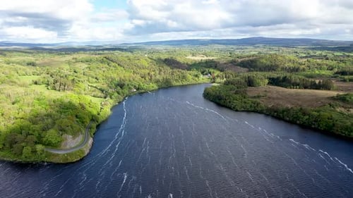 Vue aérienne du comté de Lough Gill, Sligo, Irlande