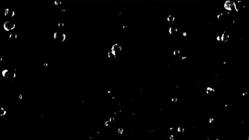 Las gotas de agua caen