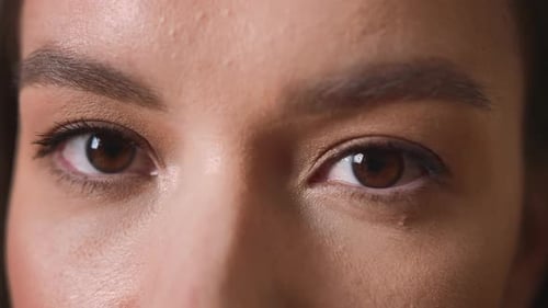 Female Beauty: Brown Eyes, Close Up