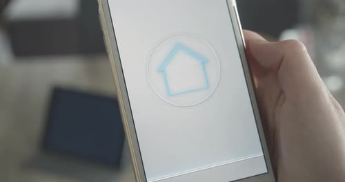 Smartphone App Controls Smart Home Technology