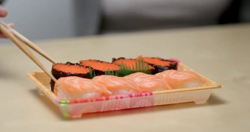 Sushi take away