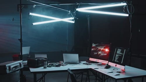 Innenansicht von Dark Hackers Hideout