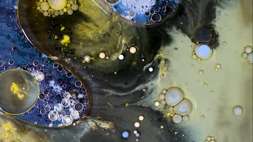 Abstract Fluid Art with Macro Bubbles
