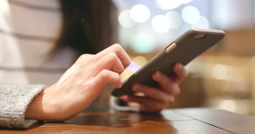 Using mobile phone inside restaurant