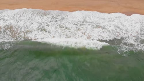 Aerial Drone Shot View the Ocean of the Ocean Waves, Beautiful Waves Do Not End Frames One By One