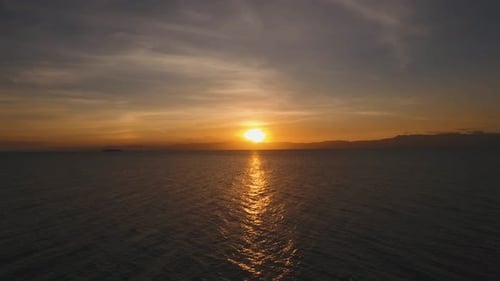 Sonnenuntergang über dem Meer