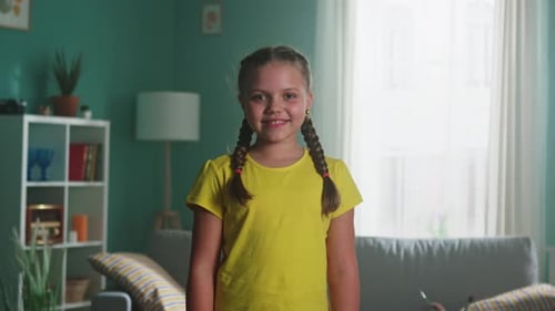 Retrato de niña sonriente