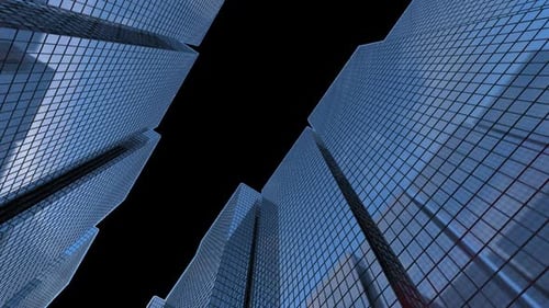 edificios espejo altos con un canal alfa