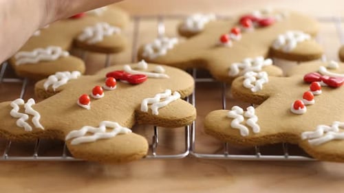 Decorating Gingerbread Man Cookies with White Icing